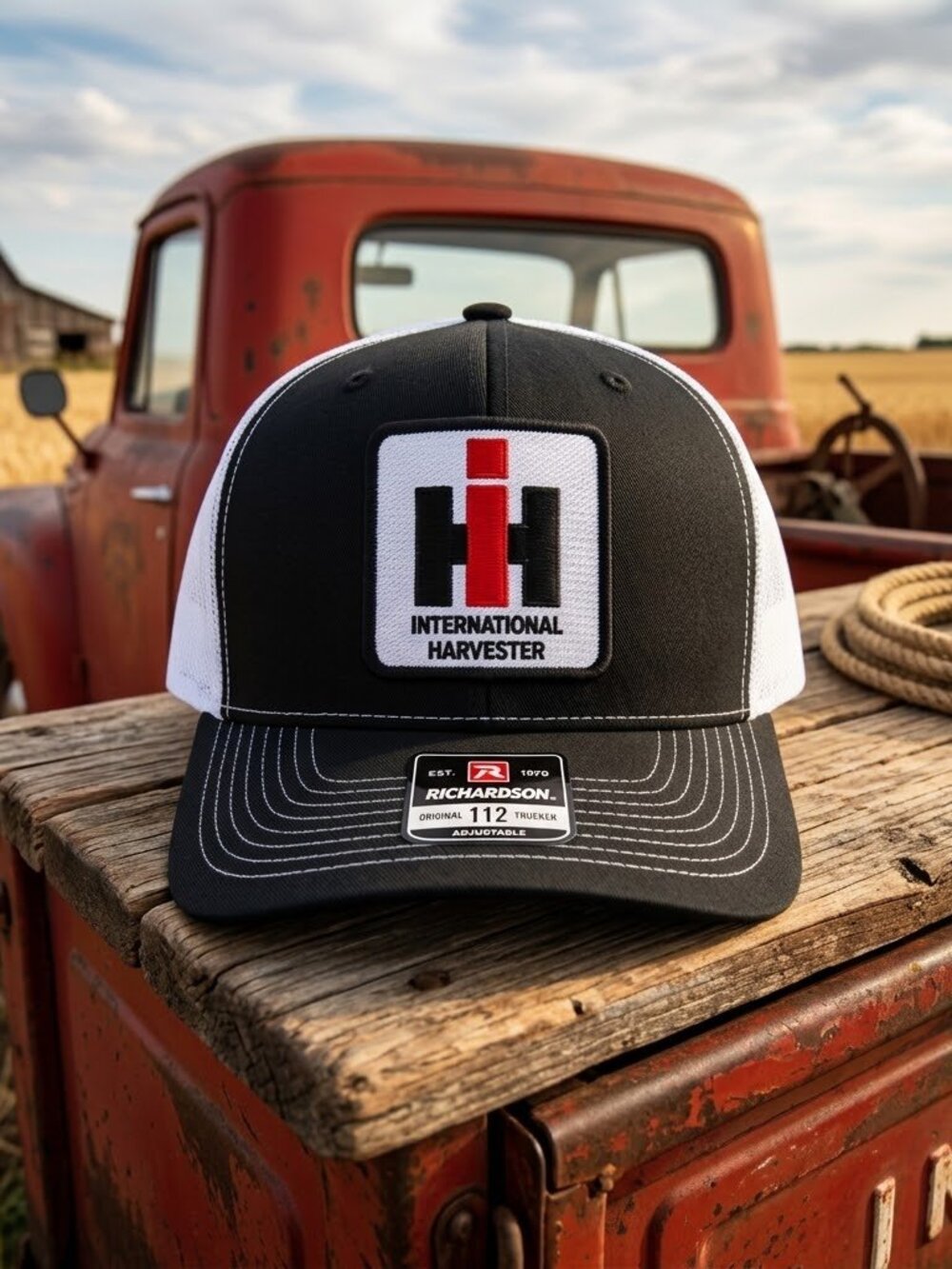 International Harvester Patch Black White Richardson 112 Snapback Hat New Farmer